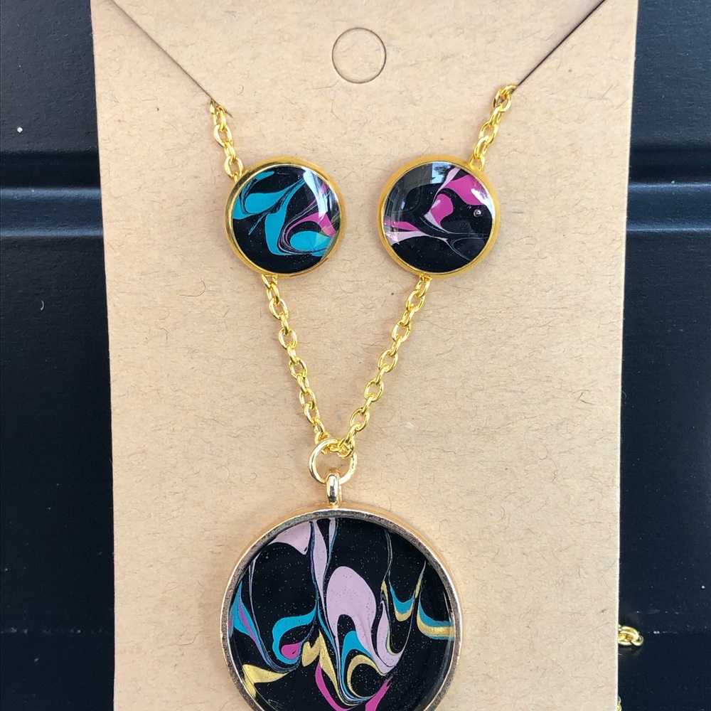 Handmade acrylic painted earrings and necklaces - Picture 2 of 8